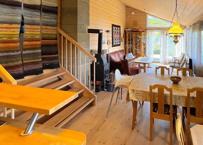 Semesterbostad 7 Person In *